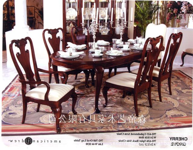 成套家具 产品特性:  本产品为高档橡胶木餐椅,餐桌,纯手工雕刻,来图